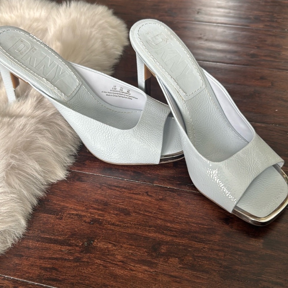 DKNY heels